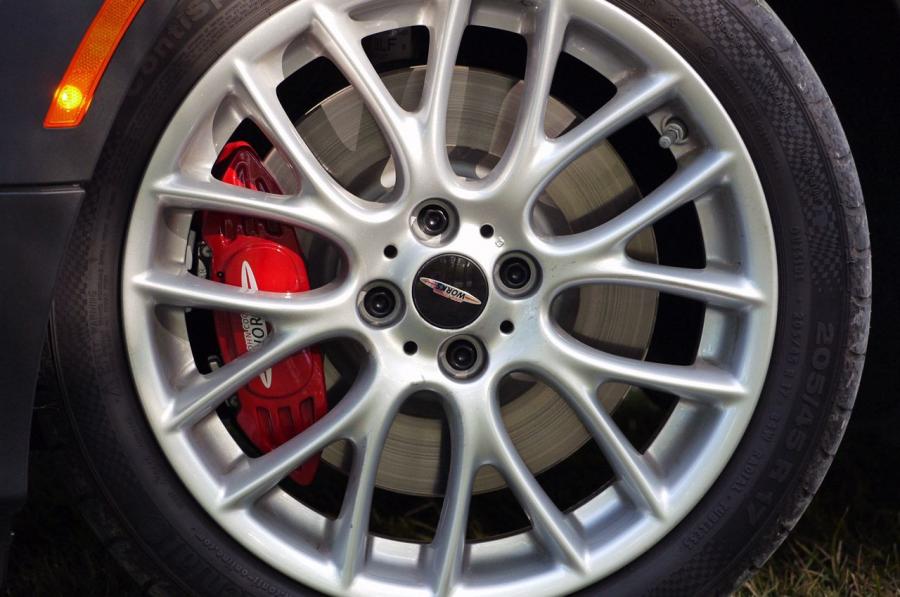 Mini Coupe JCW 2012 года  (фото 32 из 173)